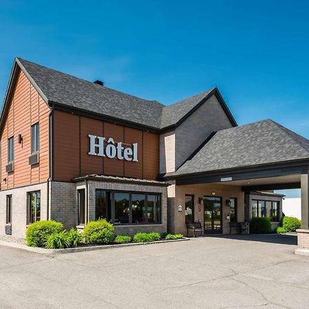 Econo Lodge Inn & Suites Saint Apollinaire Zewnętrze zdjęcie
