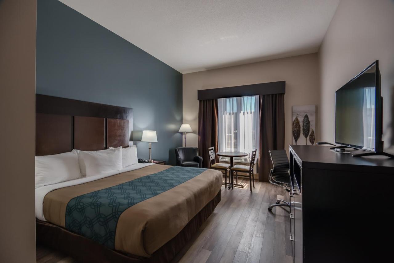 Econo Lodge Inn & Suites Saint Apollinaire Zewnętrze zdjęcie